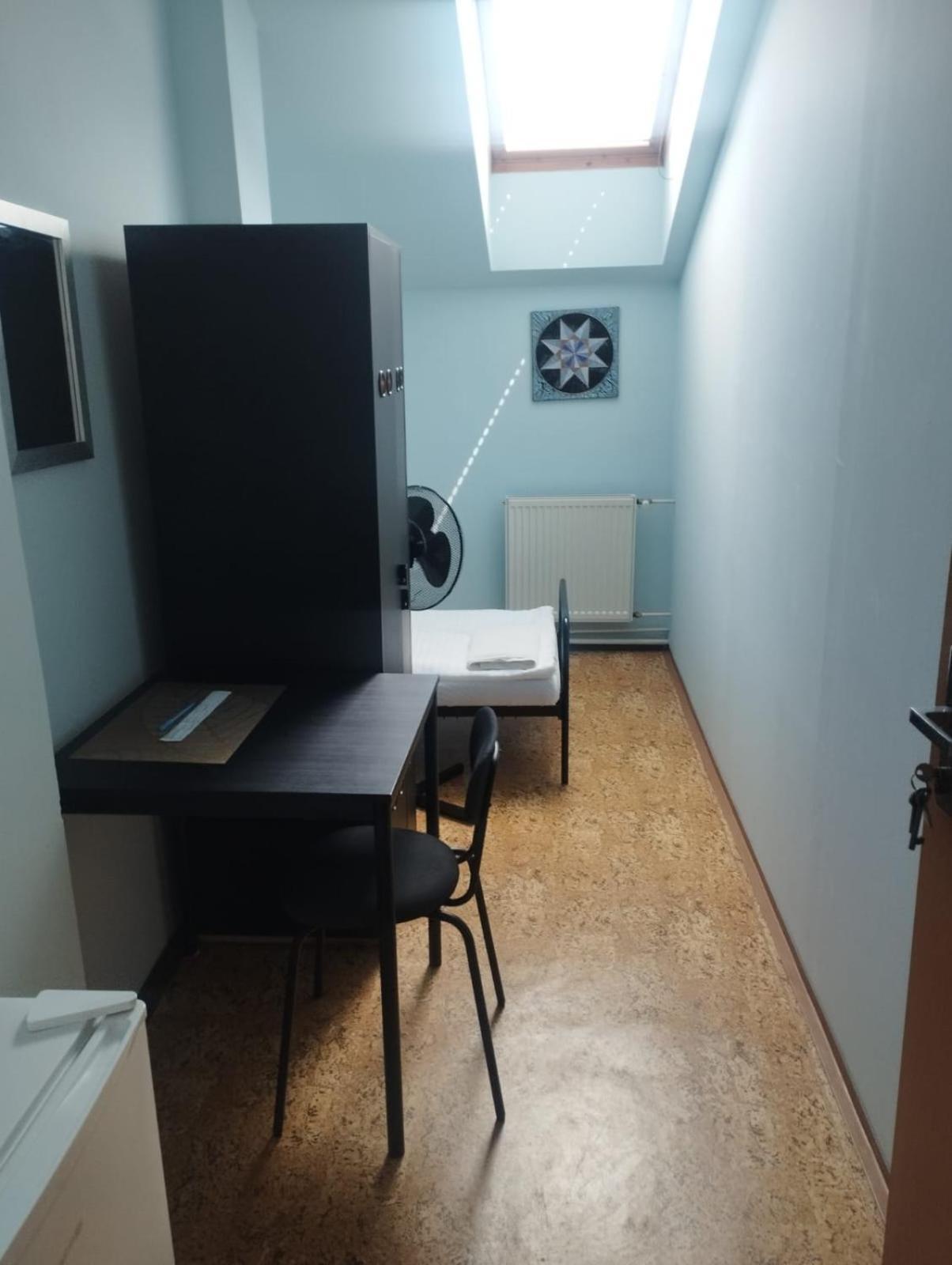 Kolotuk Hostel ฮราเดตสคราโลเว ภายนอก รูปภาพ