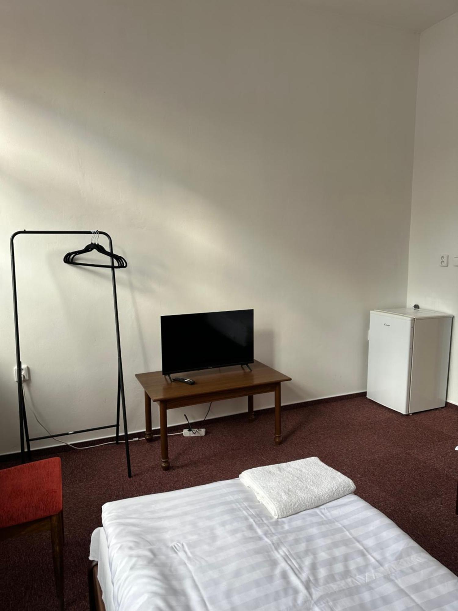 Kolotuk Hostel ฮราเดตสคราโลเว ภายนอก รูปภาพ